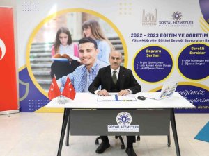 Mardin’de Üniversite Öğrencilerine 30 Milyon Tl’lik Destek