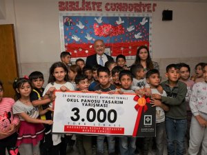 Pano Tasarım Yarışmasında Dereceye Giren Okullara Ödülleri Verildi