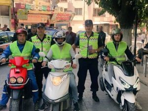 Kuşadası’nda “Reflektif Yelek Giy, Görünür Ol” Eğitimi Verildi