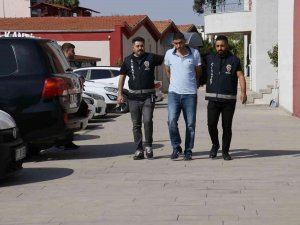 Ablasını Rehin Alan Yeğenini Vurdu