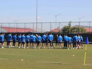 Muzaffer Bilazer: “İ̇yi Bir Oyunla Ve Tribünde Bizi Destekleyen Taraftarlarla Beraber 3 Puanı Almak İstiyoruz”