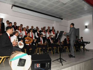 Atatürk’ün Sevdiği Şarkılar Seslendirildi