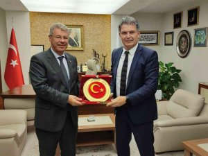 Kayseri Amatör Spor Kulüpleri Federasyonu’ndan Akay’a Teşekkür Ziyareti