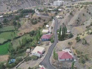 Şırnak’ta Köy Yolları Sıcak Asfaltla Buluşuyor