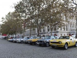 Mercedes-benz Cumhuriyet Rallisi Başladı