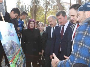 Sanatçılar Türkoğlu’nun Güzelliklerini Resmetti