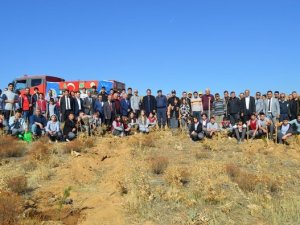 Hüyük’te Hatıra Ormanına İlçe Protokolü Fidan Dikti