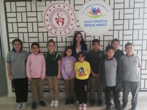 Gençlerden Küçük Öğrencilere Kurs