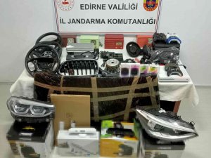 Kapıkule’de Kaçak Oto Parçaları Ele Geçirildi