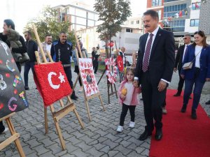 Miniklerin Cumhuriyet Coşkusu