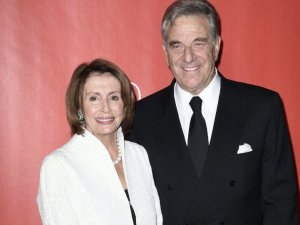 Abd Temsilciler Meclisi Başkanı Pelosi’nin Eşi Saldırıya Uğradı