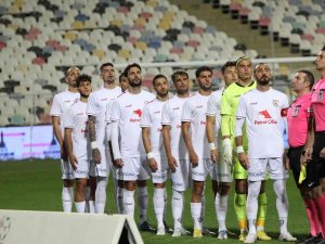 Spor Toto 1. Lig: Altınordu: 0 - Yeni Malatyaspor: 3