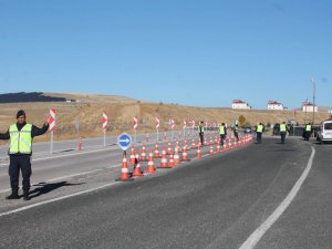 Bayburt’ta Helikopter Destekli Trafik Denetimi Yapıldı