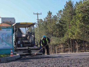 Hamidiye Mahallesi Hoca Ahmet Yesevi Caddesi’ne Sıcak Asfalt