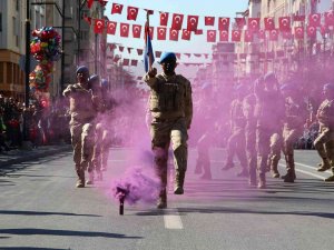 Cumhuriyet Bayramı Sivas’ta Coşkuyla Kutlandı