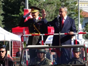 Diyarbakır’da Cumhuriyetin 99. Yıldönümü Coşkuyla Kutlandı