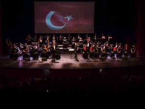 Mersin’de Cumhuriyet Coşkusu Tüm Kenti Sardı