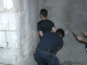 Şanlıurfa’da Metruk Yapılarda Uyuşturucu Operasyonu: 8 Gözaltı