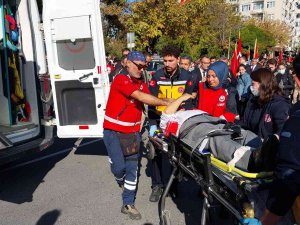 Kırklareli’nde 29 Ekim Kutlamalarında Fenalaşan Gazi Hastaneye Kaldırıldı