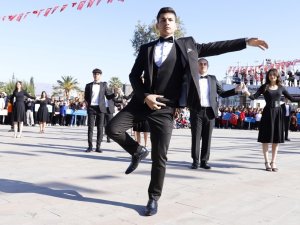 Manisa’nın İlçelerinde ’Cumhuriyet Bayramı’ Coşkusu