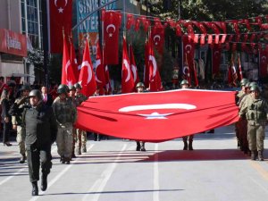 Malatya’da Cumhuriyet Bayramı Coşkusu