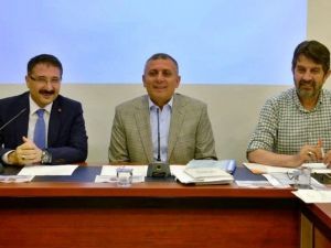 Bekiroğlu’ndan Ak Parti Konya İl Başkanlığına Ziyaret