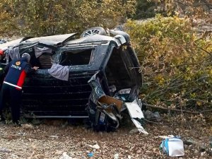 Kütahya’da Trafik Kazası: 2 Ölü, 3 Yaralı