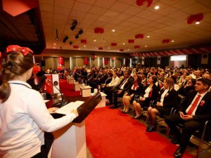 Gaziantep Kolej Vakfı’nda Cumhuriyet Coşkusu