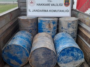 Yüksekova’da Bin 56 Litre Asit Anhidrit Maddesi Ele Geçirildi
