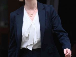 Eski İ̇ngiltere Başbakanı Truss’ın Telefonunun Hacklendiği İddiası