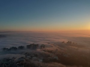 Sis Bulutları Güneş İle Bütünleşti, Ortaya Bu Manzaralar Çıktı