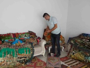 Hediye İle Başlayan Merak Koleksiyona Dönüştü