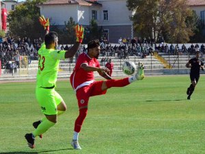 Tff 3. Lig: Karaman Fk: 2 - Ayvalıkgücü: 3