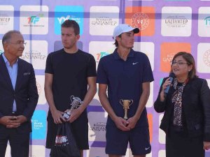 Uluslararası Gaziantep Cup Tenis Turnuvası’nda Finalistler Kupalarına Kavuştu