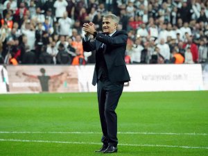 Şenol Güneş 200. Maçına Galibiyetle Başladı