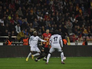 Spor Toto Süper Lig: Kayserispor: 2 - Adana Demirspor: 2 (Maç Sonucu)