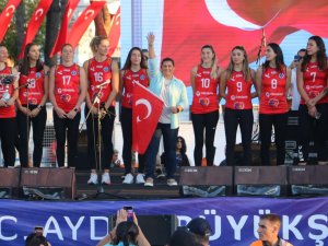 Başkan Çerçioğlu Ve Aydın’ın Sultanları Otizme Dikkat Çekti