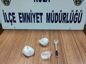 Yolcu Otobüsünde 24 Gram Metamfetamin Ele Geçirildi