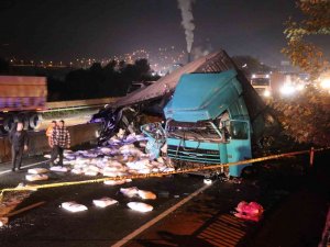 Sakarya D-650 Kara Yolu’nda Feci Kaza: 1 Ölü, 1 Yaralı