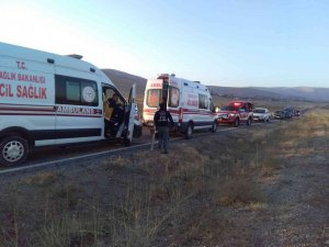 Malatya’daki İki Kazada 6 Kişi Yaralandı