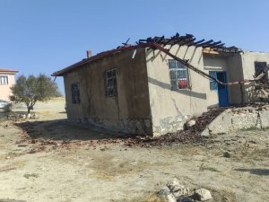 Hırsız Girdiği Evi Yaktı