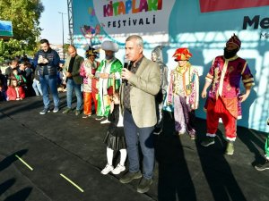 Yeşilyurt Çocuk Kitapları Festivali Dolu Dolu Geçiyor