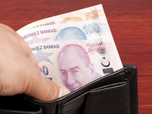 Ekonomistten Asgari Ücret Tahmini: “9 Bin 86 Tl’ye Yükselebilir”