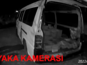 Kaldırım Taşlarını Çalan Şüpheliler Suçüstü Yakalandı
