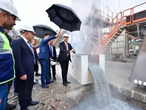 2 Bin Metre Derinlikte Jeotermal Su Kaynağına Ulaşıldı