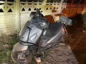 Bursa’da Otomobille Çarpışan Motosikletteki Kurye Yaralandı