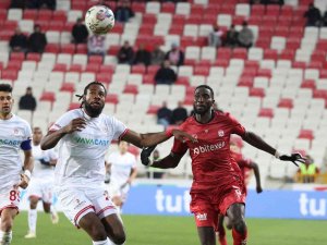 Spor Toto Süper Lig: Dg Sivasspor: 0 - Antalyaspor: 2 (Maç Sonucu)
