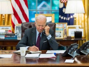 Biden’ın Zelenskiy İle Yaptığı Telefon Görüşmesinde Öfkelendiği İddia Edildi