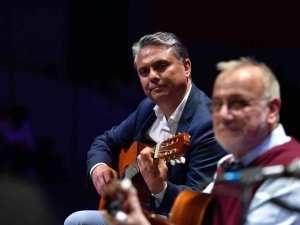 Gitar Festivali Başlıyor