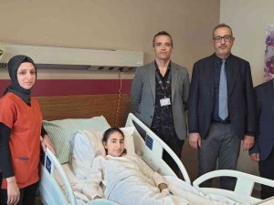 Fethi Sekin Şehir Hastanesi Bölgede ’Skolyoz’ Hastalarının Umudu Oldu